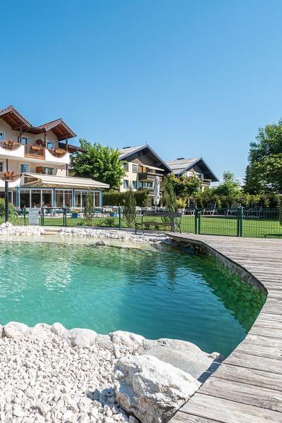 Wellness & Garten Hotel Himmelreich mit eigener Garage und großem Garten in Salzburg